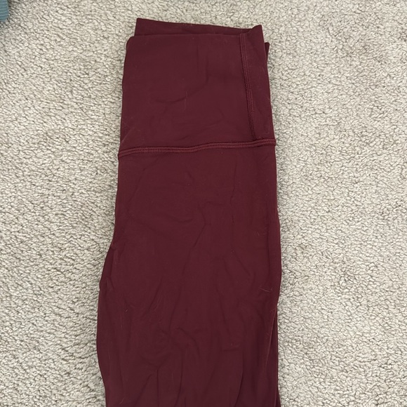 LULU LEMON ALIGN CROP LEGGINGS MAROON - Size 4 - Picture 3 of 3
